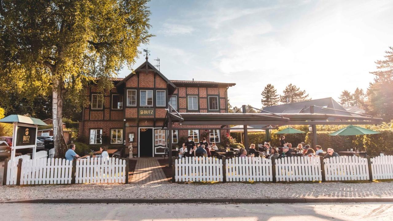 Hotel Butz Шарбойтц Екстериор снимка