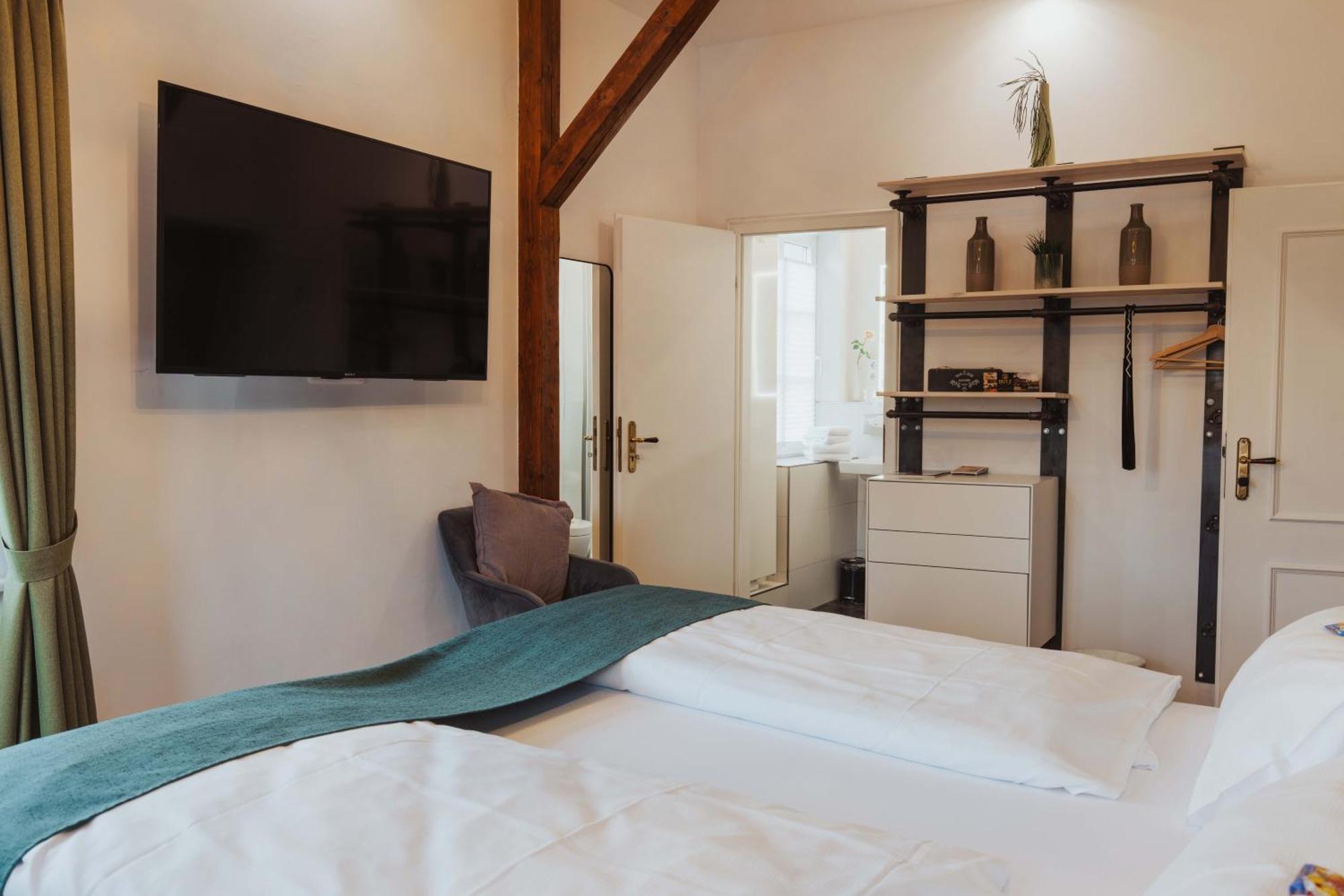Hotel Butz Шарбойтц Екстериор снимка